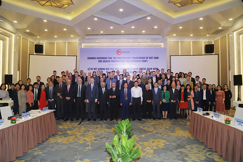 Signing Ceremony of Viet Nam One Health Partnership (OHP) Framework for Zoonoses, phase 2021-2025 